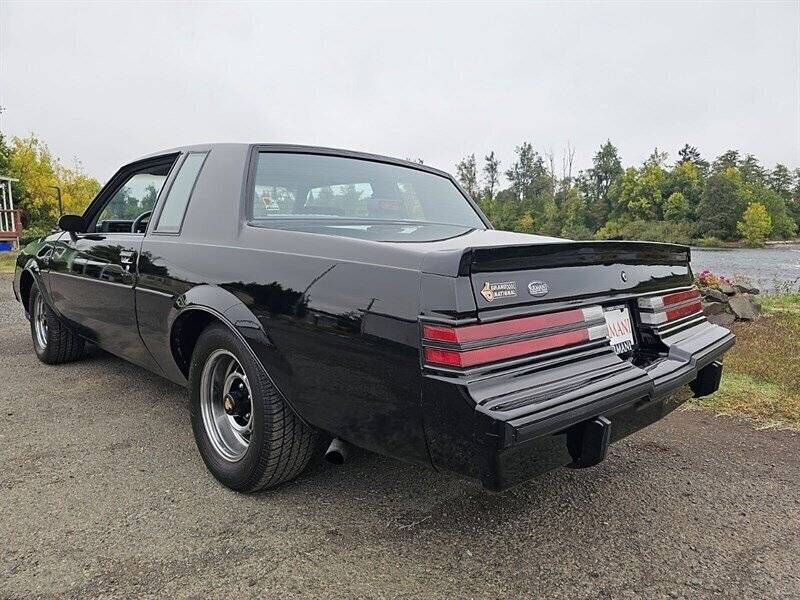 Buick-Regal-grand-national-turbo-1987-10