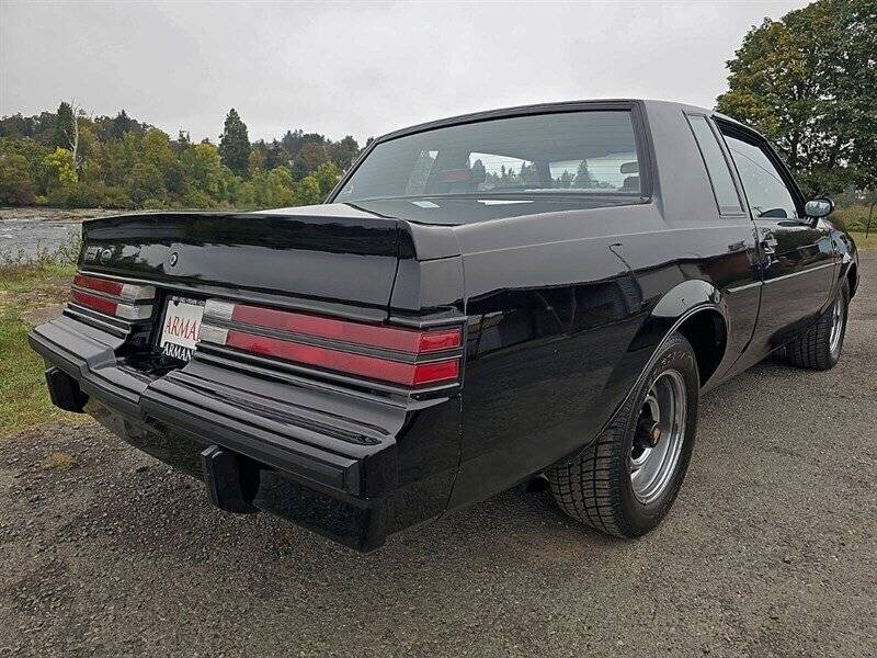 Buick-Regal-grand-national-turbo-1987-3