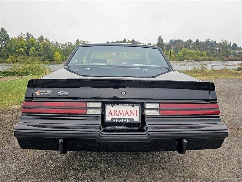 Buick-Regal-grand-national-turbo-1987-5