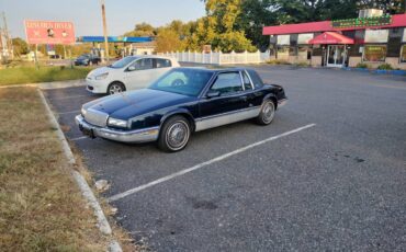 Buick-Riviera-1990-6