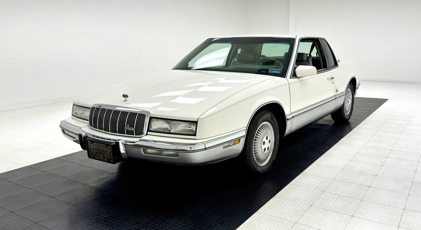 Buick Riviera  1992