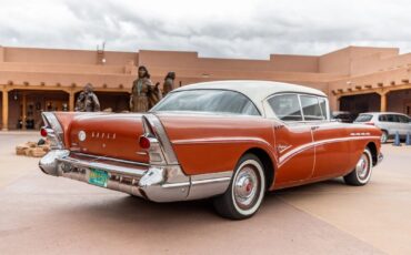 Buick-Riviera-Berline-1957-4