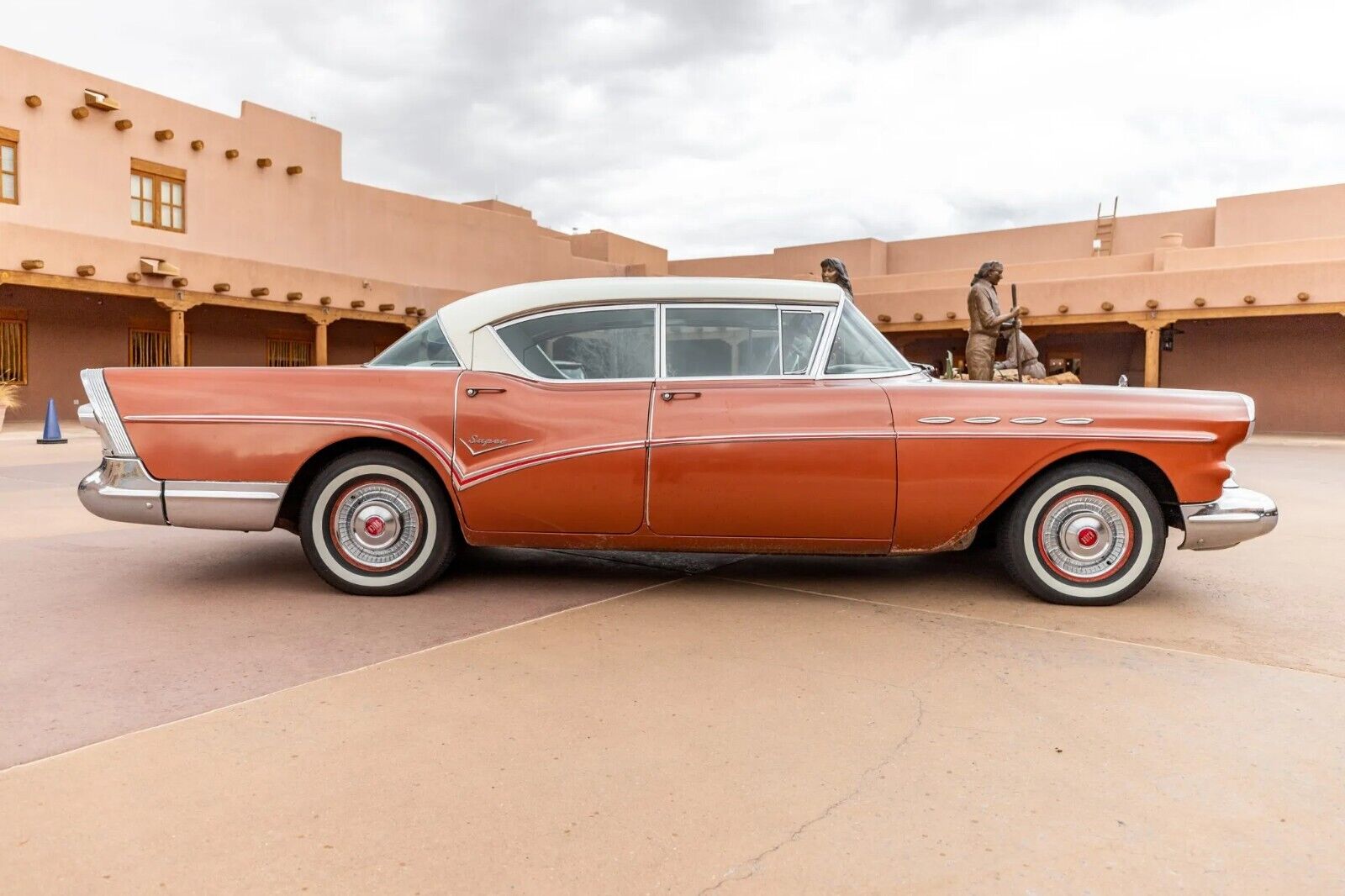 Buick-Riviera-Berline-1957-5