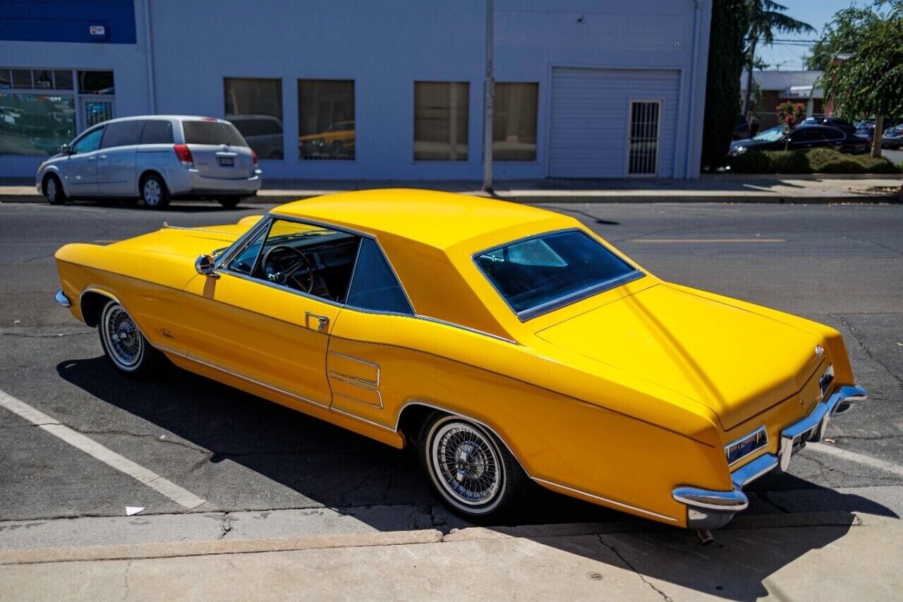 Buick-Riviera-Coupe-1964-1