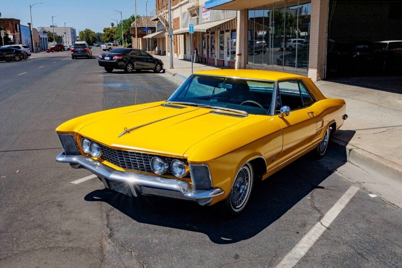 Buick-Riviera-Coupe-1964-11