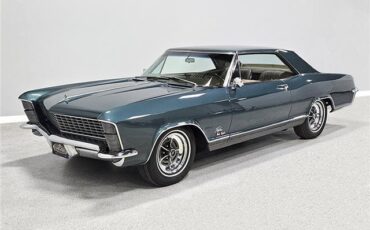 Buick-Riviera-Coupe-1965-2