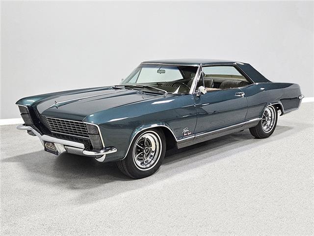 Buick-Riviera-Coupe-1965-2