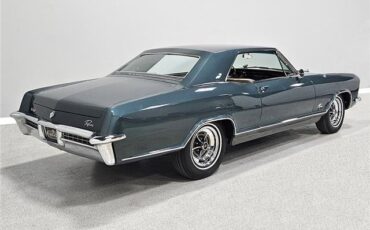 Buick-Riviera-Coupe-1965-4