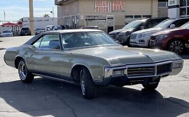 Buick-Riviera-Coupe-1969-2