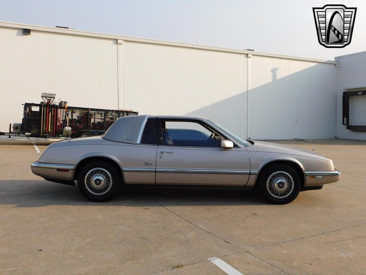 Buick-Riviera-Coupe-1989-8