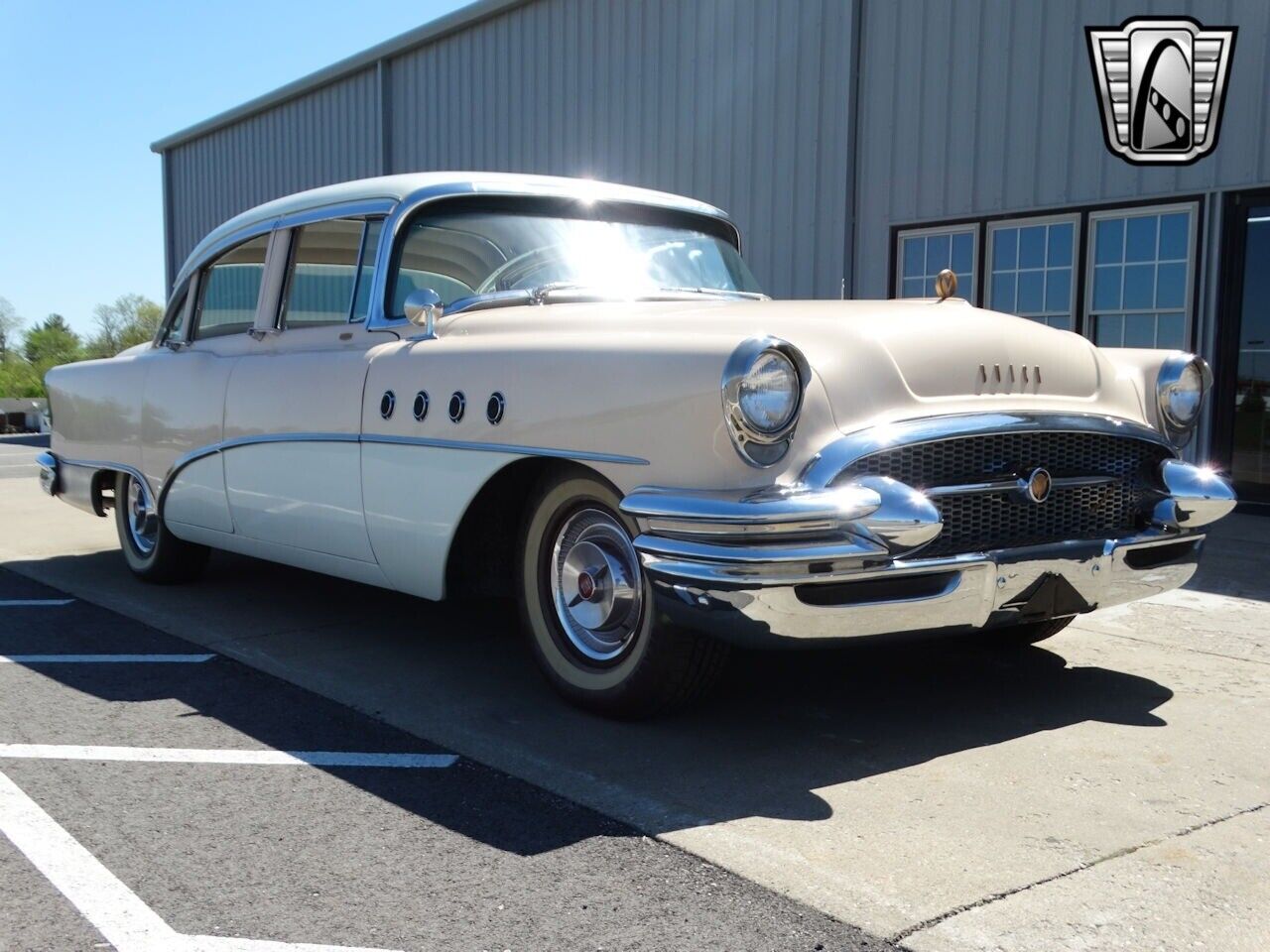 Buick-Roadmaster-1955-9