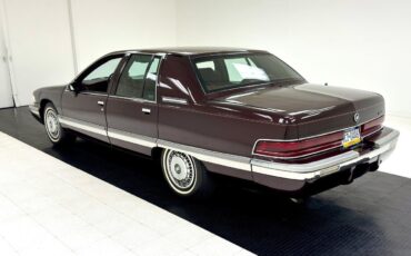 Buick-Roadmaster-Berline-1994-2