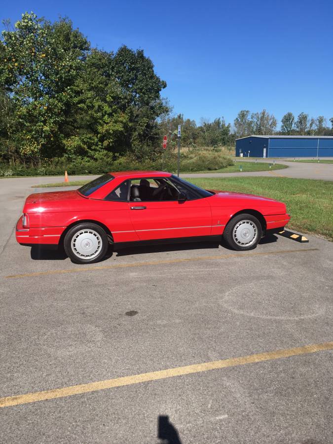 Cadillac-Allante-1991-5