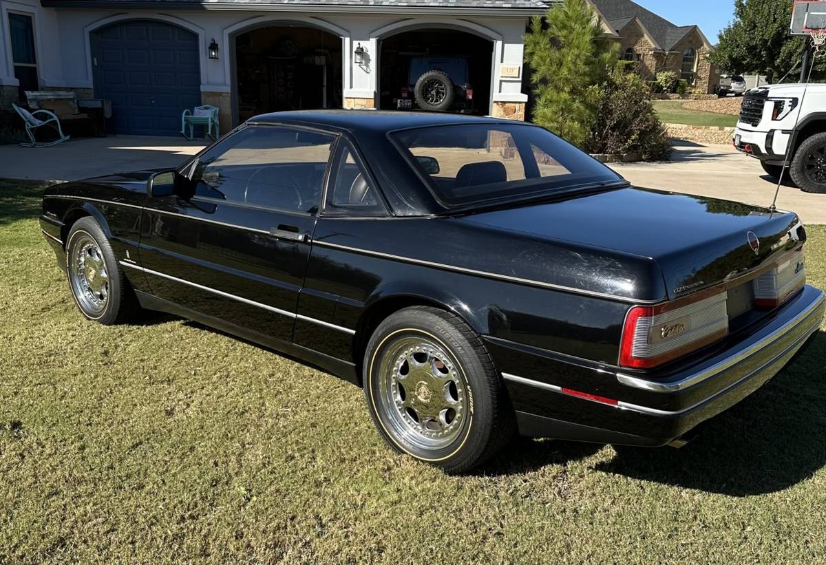 Cadillac-Allante-1993-1