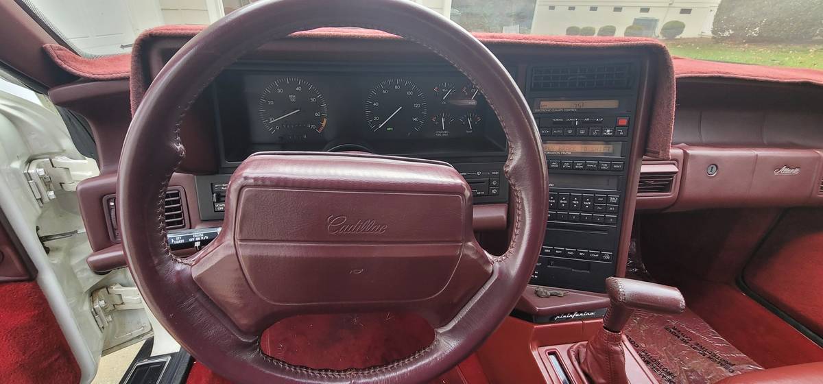 Cadillac-Allante-1993-2