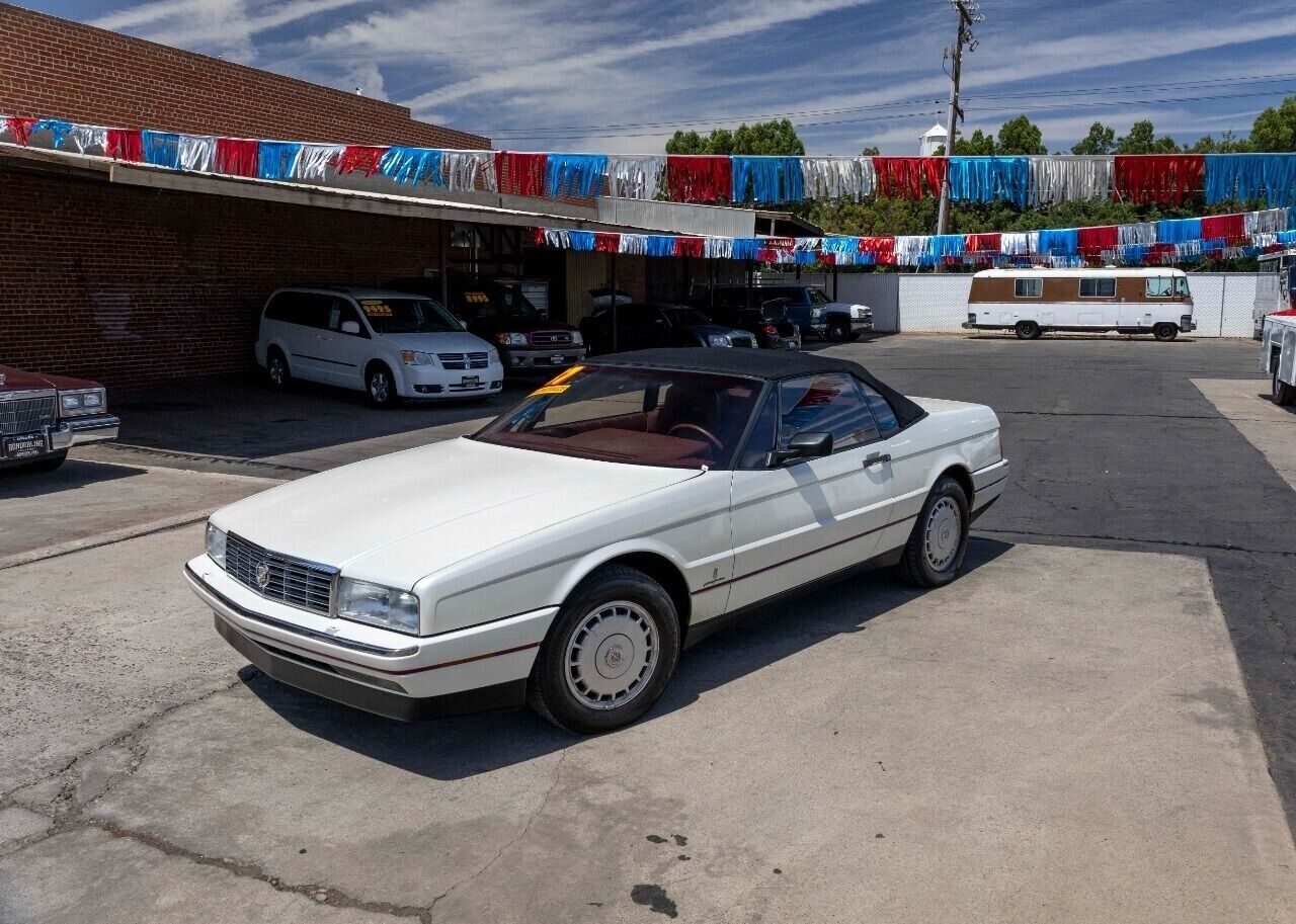 Cadillac-Allante-Cabriolet-1987-1