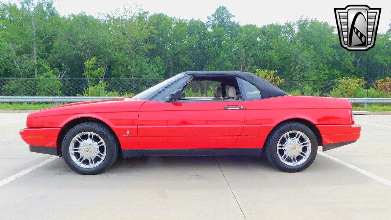 Cadillac-Allante-Cabriolet-1991-2