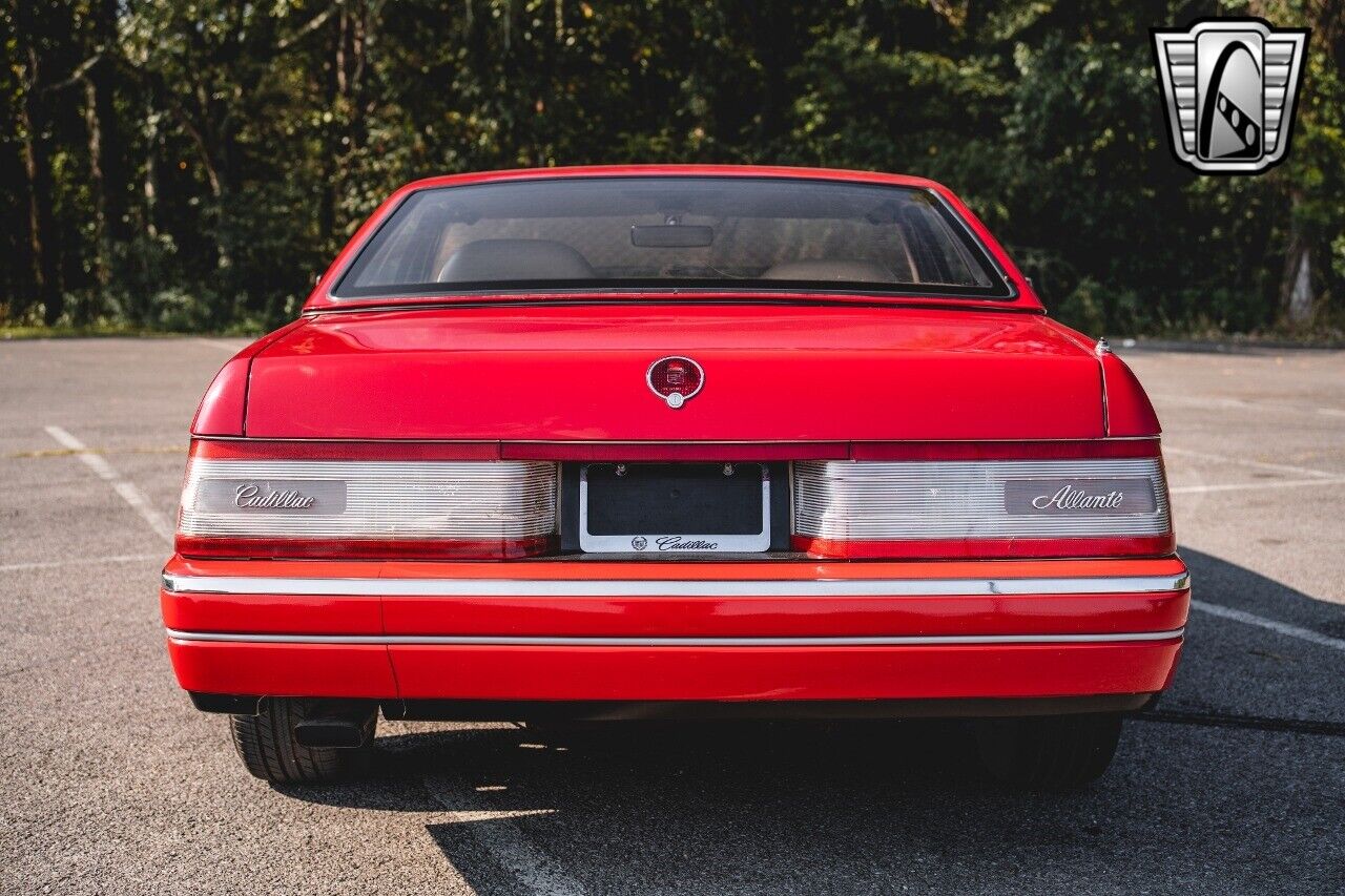 Cadillac-Allante-Cabriolet-1992-5