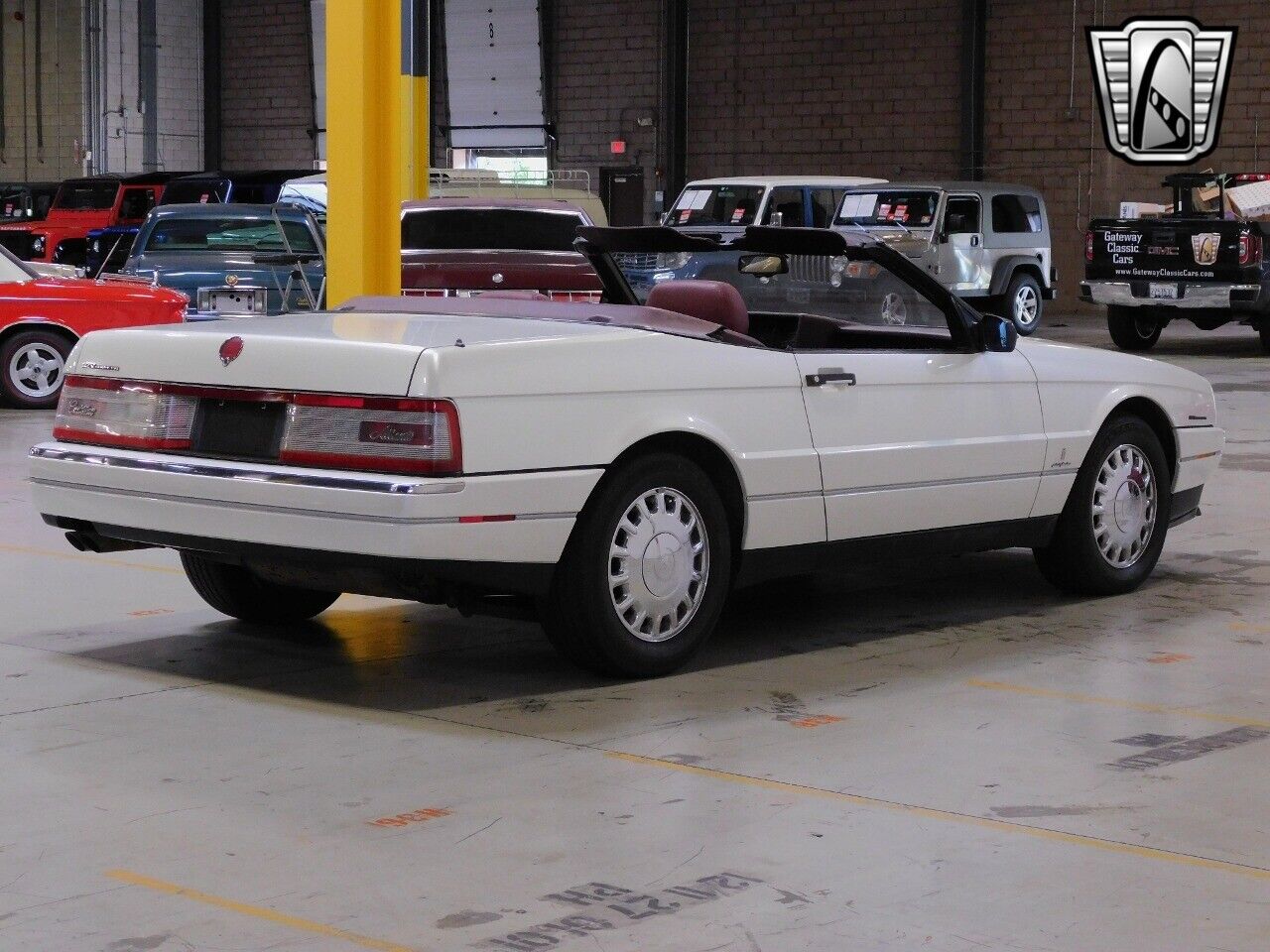 Cadillac-Allante-Cabriolet-1993-4