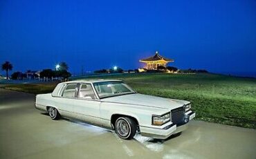 Cadillac-Brougham-1991-2