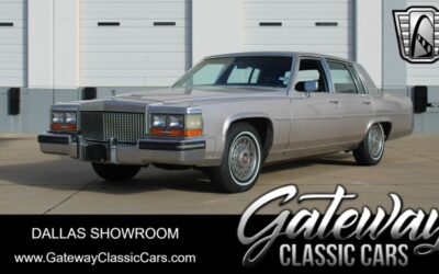 Cadillac Brougham Berline 1987 à vendre