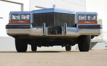 Cadillac-Brougham-Berline-1987-9