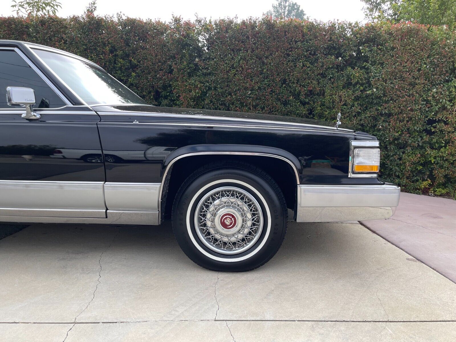 Cadillac-Brougham-Berline-1992-31