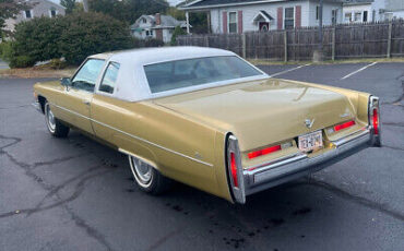 Cadillac-Calais-1975-3