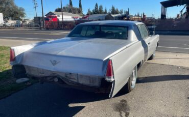 Cadillac-Coupe-deville-1969-3