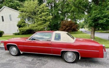 Cadillac-Coupe-deville-1977