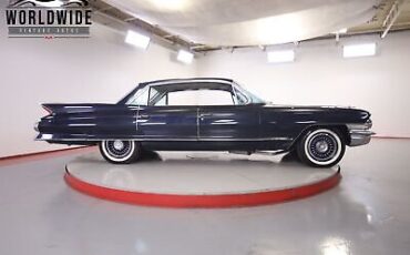 Cadillac-DeVille-1961-3