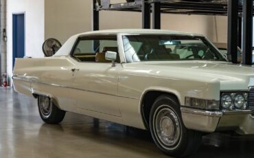 Cadillac-DeVille-1969-10