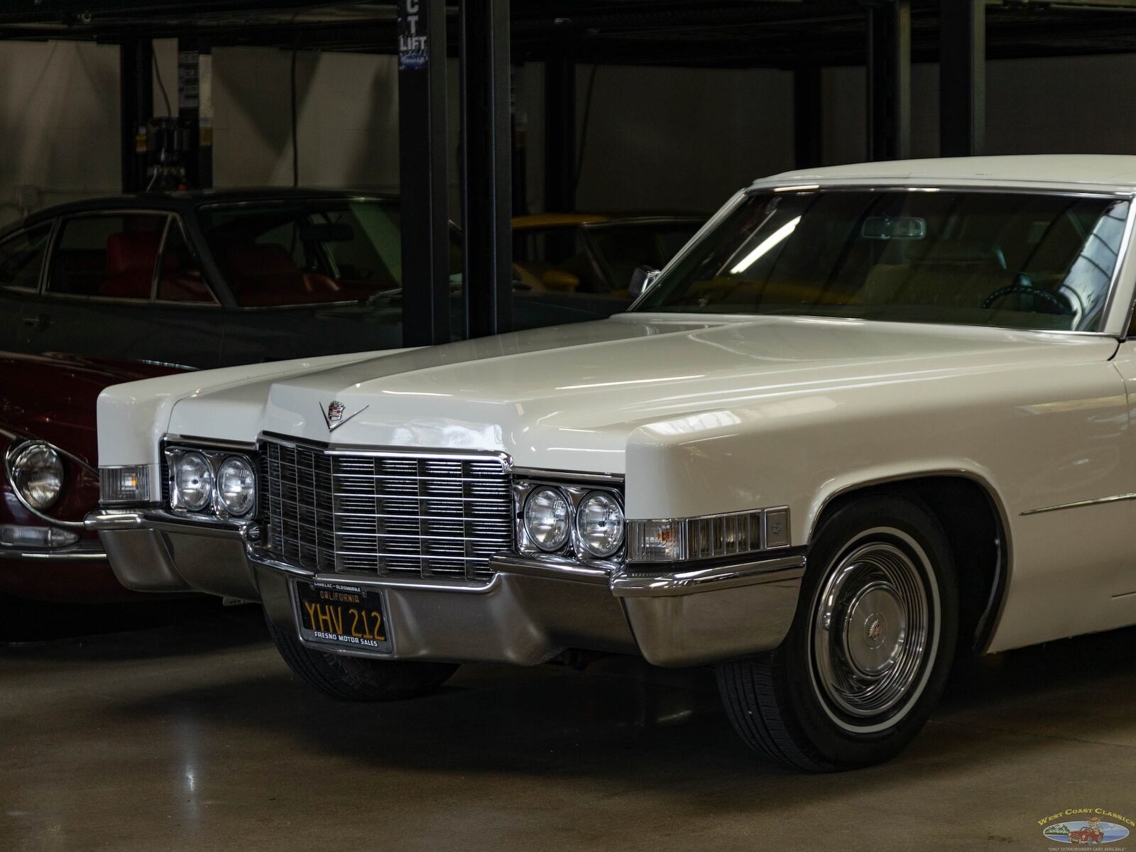 Cadillac-DeVille-1969-7