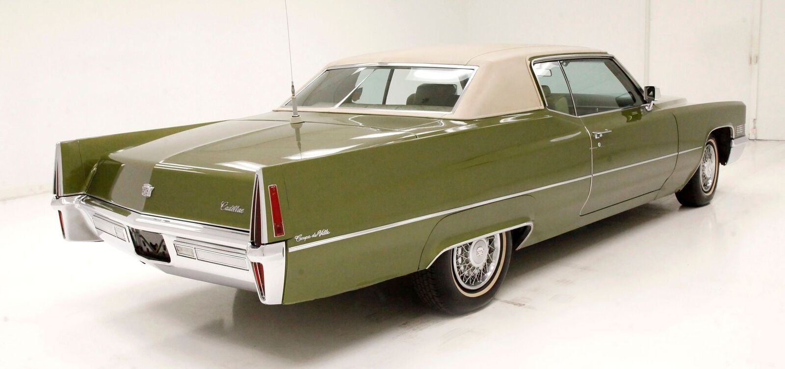 Cadillac-DeVille-1970-3