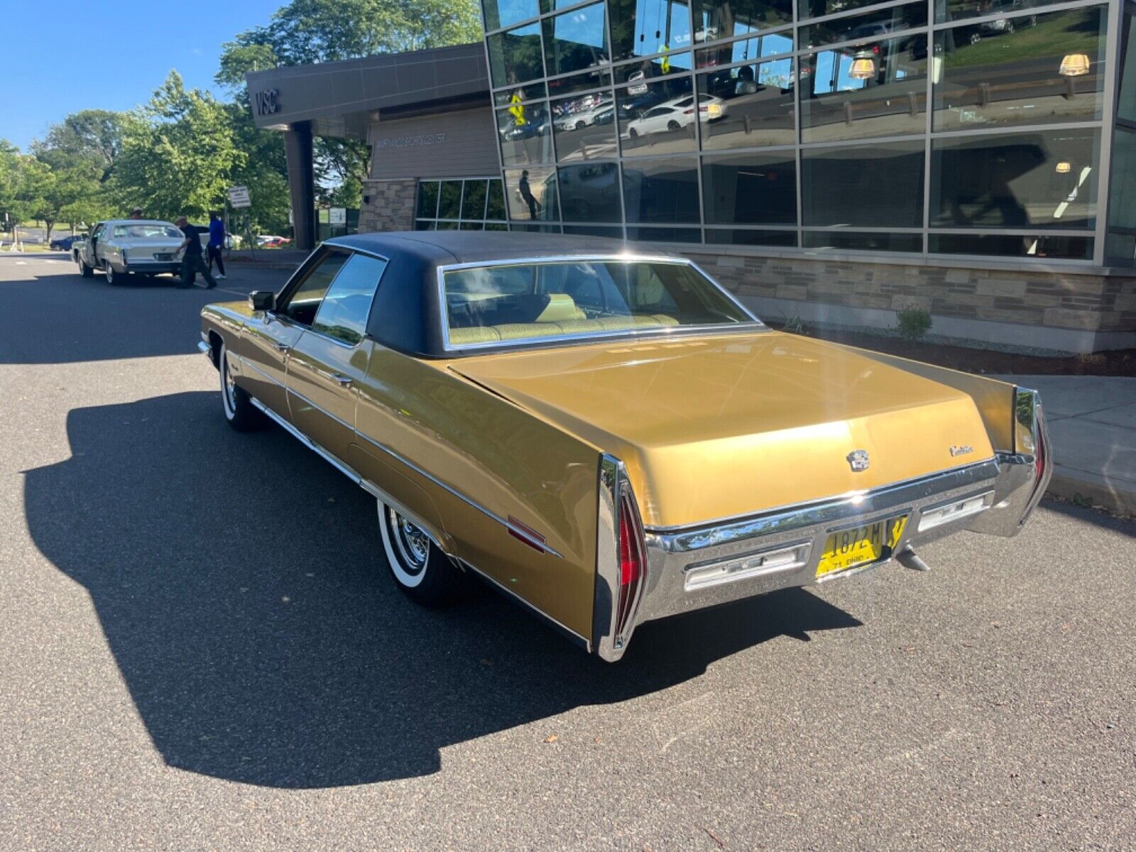 Cadillac-DeVille-1971-14