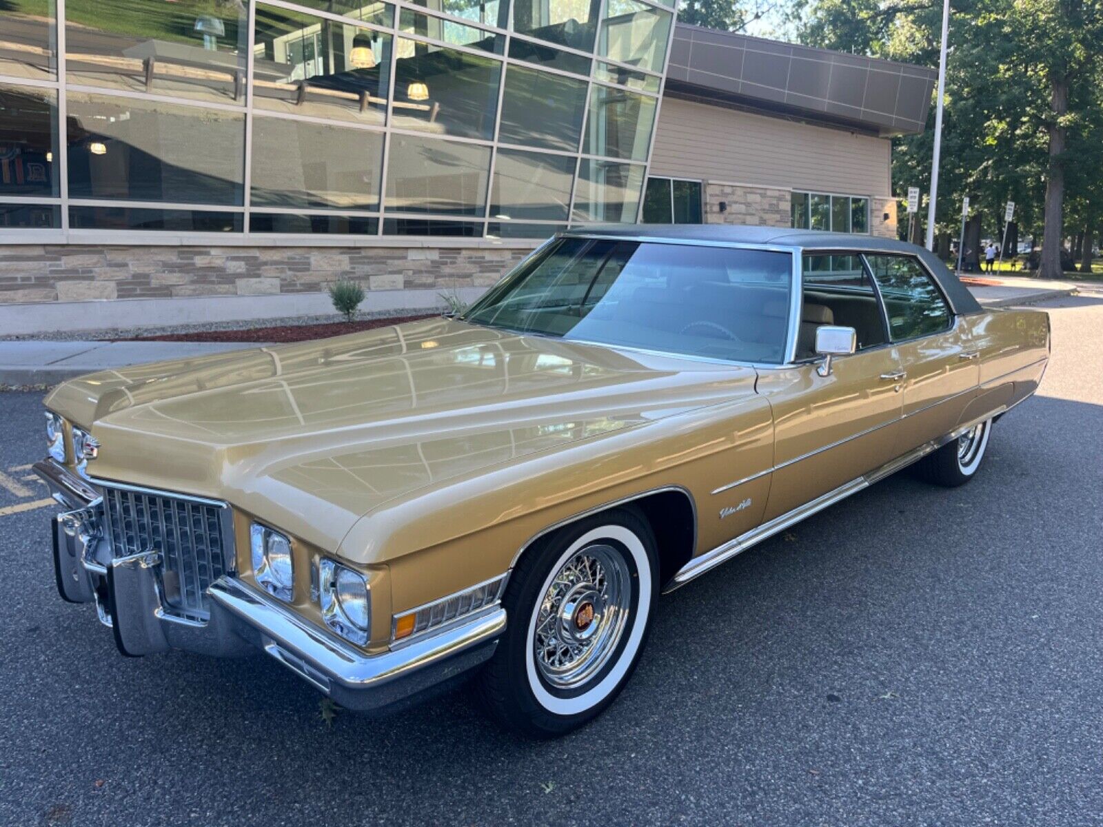 Cadillac-DeVille-1971-7