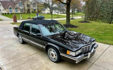 Cadillac-DeVille-1992-1