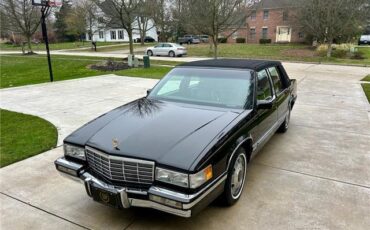 Cadillac-DeVille-1992-12