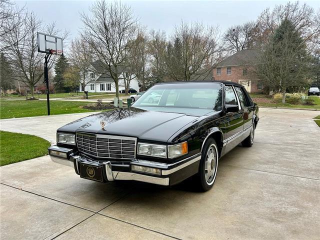 Cadillac-DeVille-1992-13