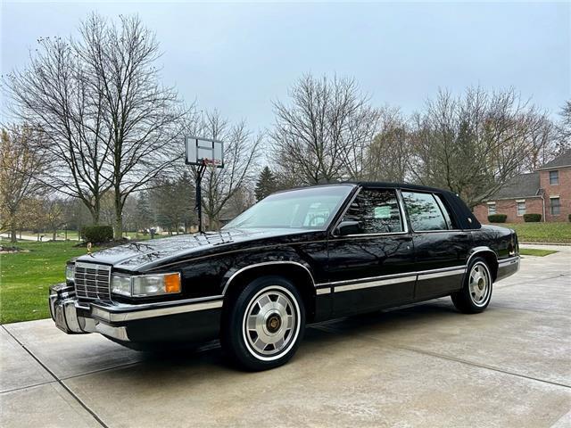 Cadillac-DeVille-1992-3