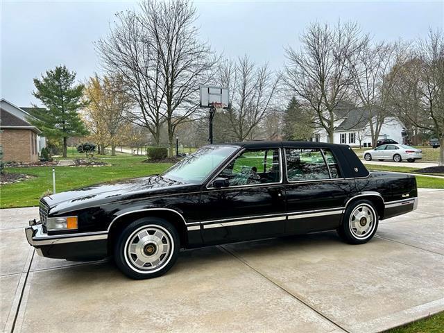 Cadillac-DeVille-1992-4