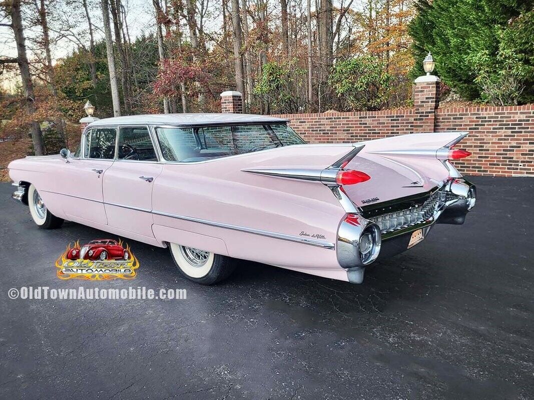 Cadillac-DeVille-Berline-1959-5