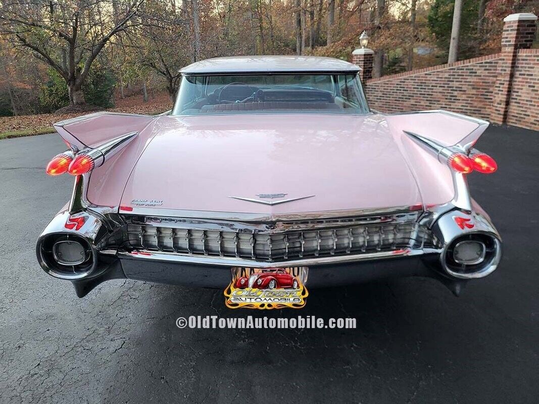 Cadillac-DeVille-Berline-1959-7