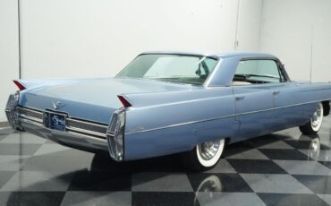 Cadillac-DeVille-Berline-1964-11