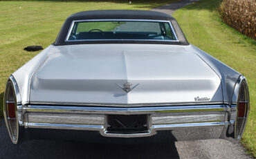 Cadillac-DeVille-Berline-1968-3