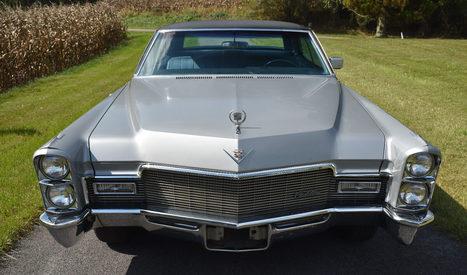 Cadillac-DeVille-Berline-1968-7