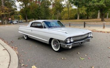 Cadillac-DeVille-Cabriolet-1961-14