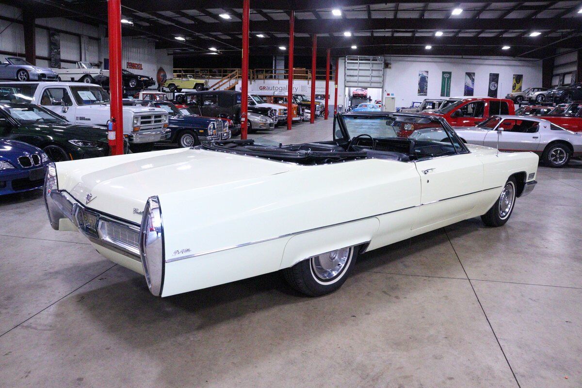 Cadillac-DeVille-Cabriolet-1967-7