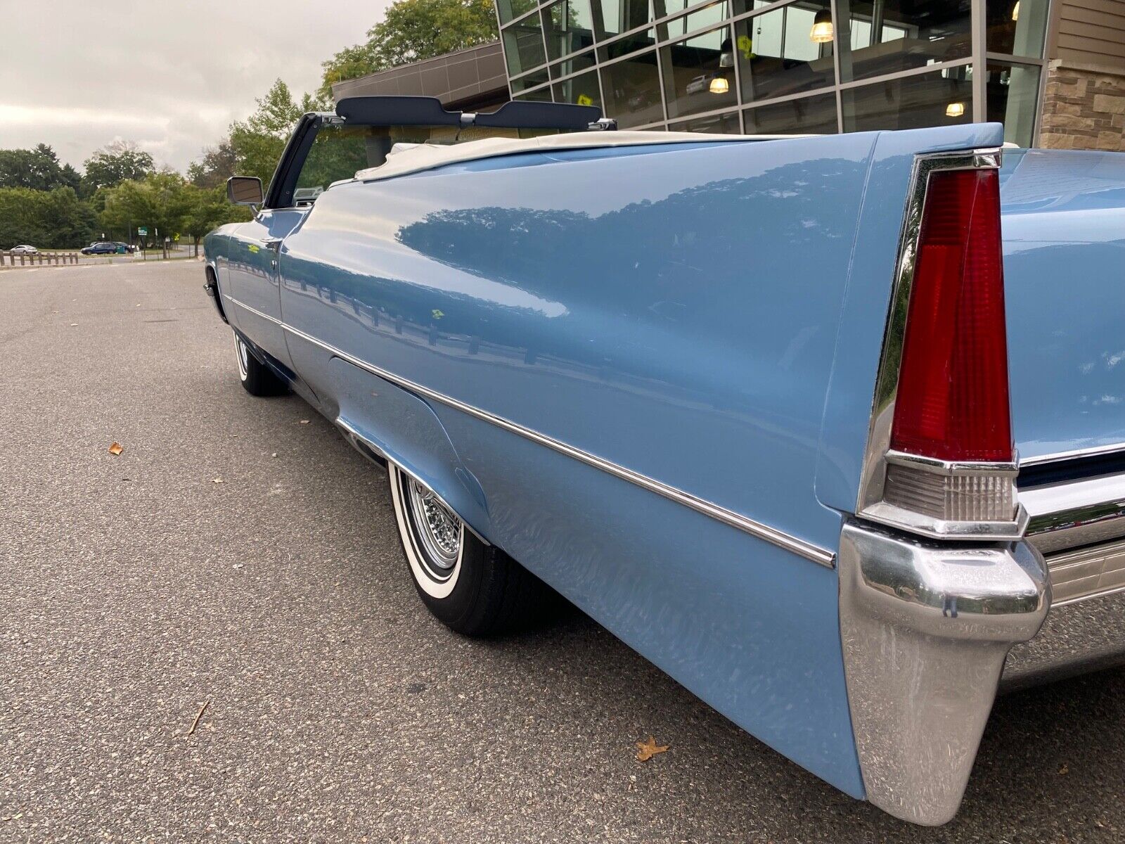 Cadillac-DeVille-Cabriolet-1969-12