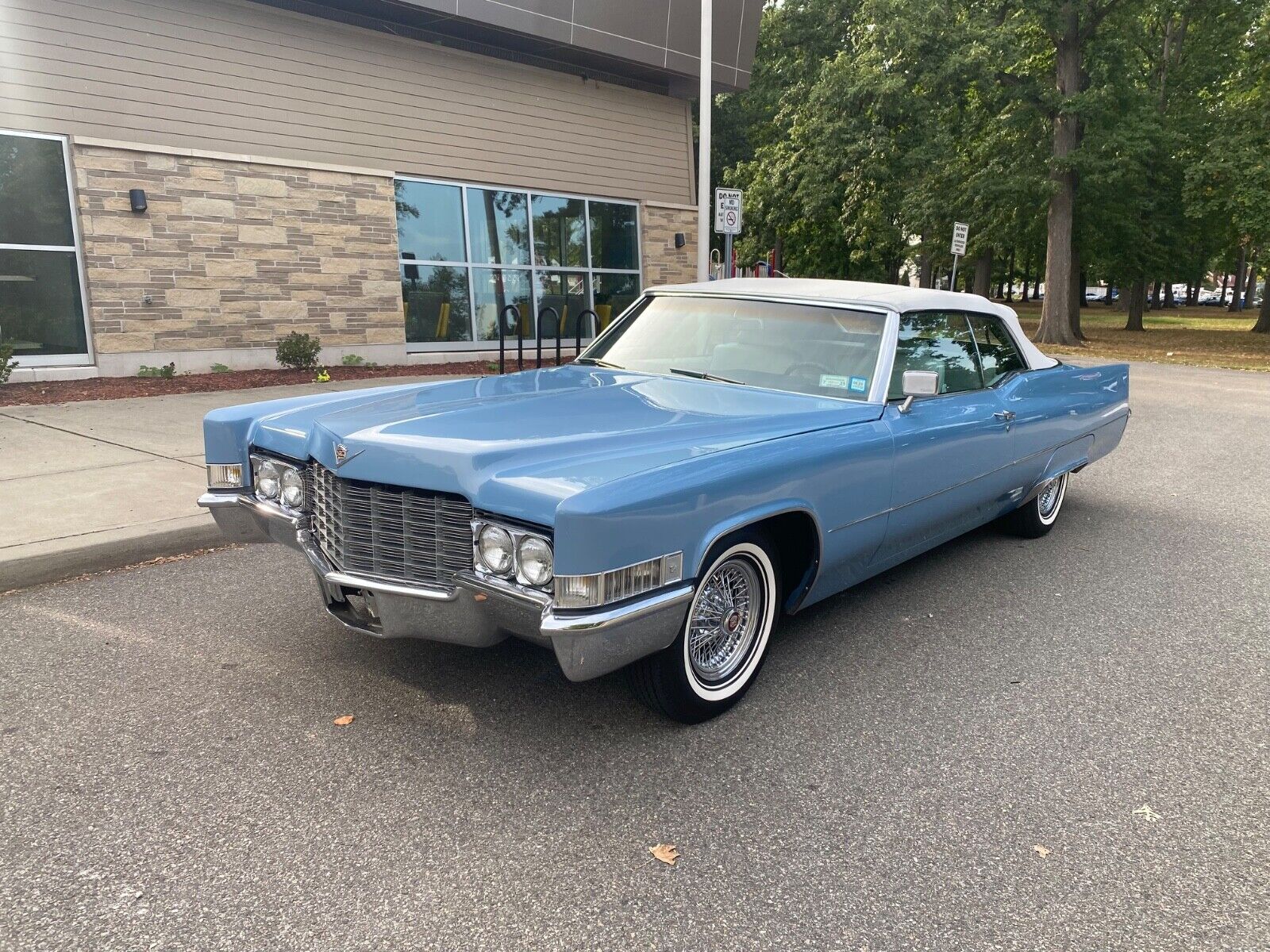 Cadillac-DeVille-Cabriolet-1969-16